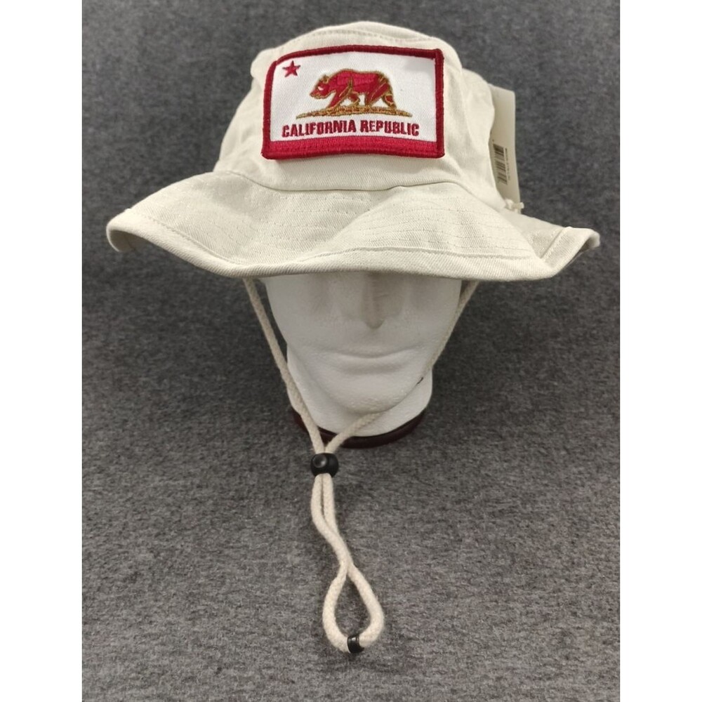 California Republic Bucket Hat Beige Red Patch Size L/XL New With Tags